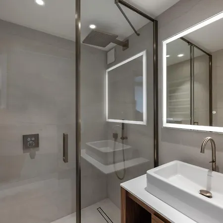 Moderne A 1850 Avec Acces Direct Aux Pistes - Fr-1-564-104 *